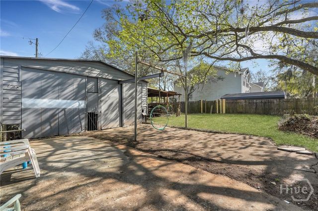 2106 Bolling Street, Savannah, GA 31404