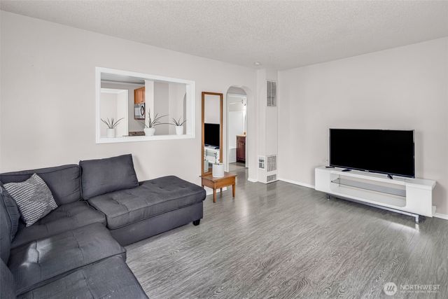 411 7th Street SE, Auburn, WA 98002