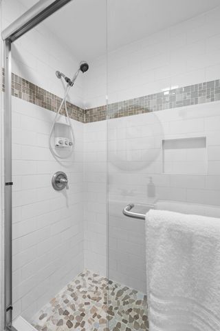 246 Barker Rd, Nashville, TN 37214