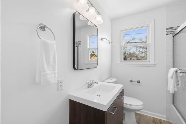 246 Barker Rd, Nashville, TN 37214