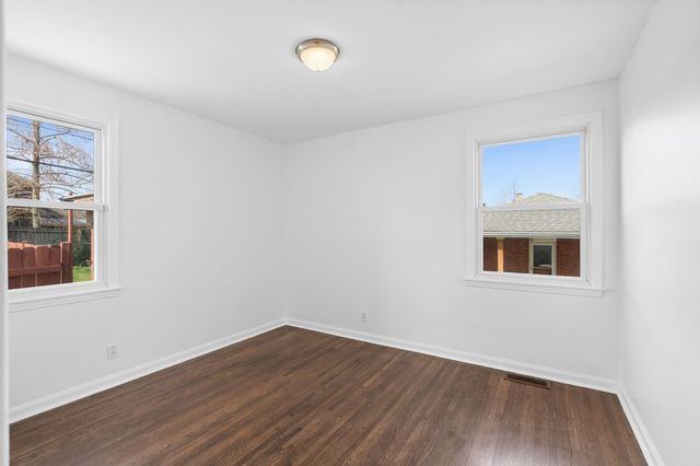 246 Barker Rd, Nashville, TN 37214