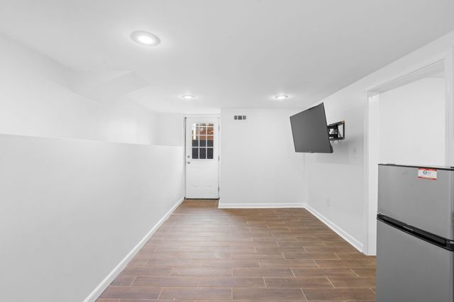 246 Barker Rd, Nashville, TN 37214