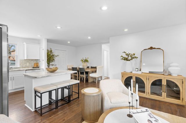 246 Barker Rd, Nashville, TN 37214