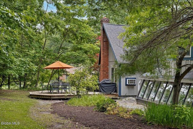 52 Ruggles Road, Saratoga Springs, NY 12866