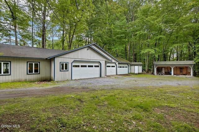 52 Ruggles Road, Saratoga Springs, NY 12866