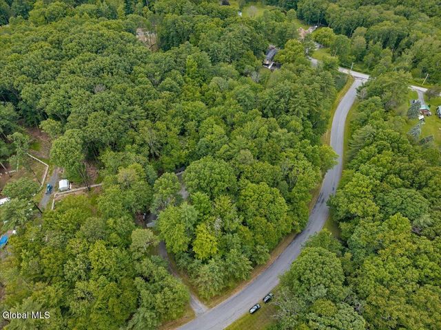 52 Ruggles Road, Saratoga Springs, NY 12866