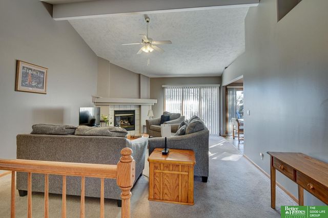 8141 S 69th Street, La Vista, NE 68128