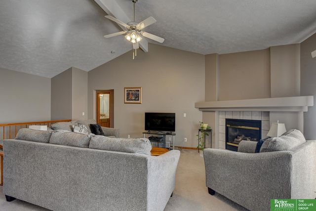 8141 S 69th Street, La Vista, NE 68128