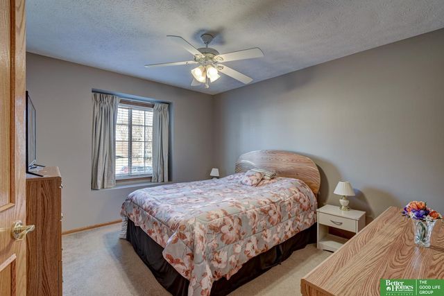 8141 S 69th Street, La Vista, NE 68128