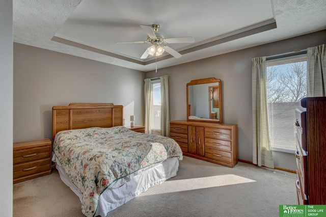 8141 S 69th Street, La Vista, NE 68128