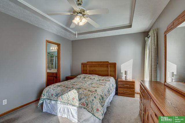 8141 S 69th Street, La Vista, NE 68128