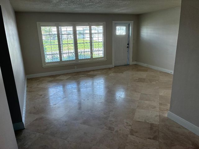 110 NW 24th Ct, Pompano Beach, FL 33064