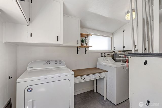 7729 12th Avenue SW, Seattle, WA 98106