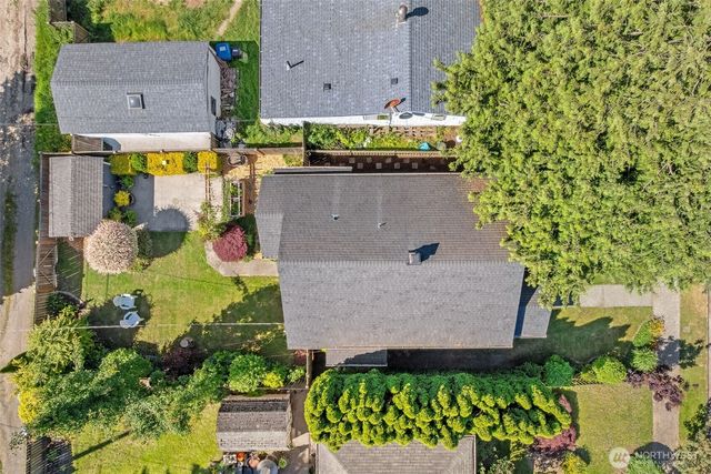 7729 12th Avenue SW, Seattle, WA 98106