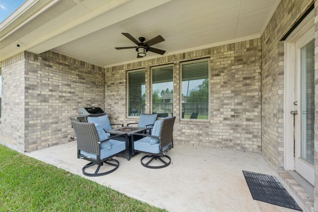 14296 Aspen Valley Drive, Conroe, TX 77384