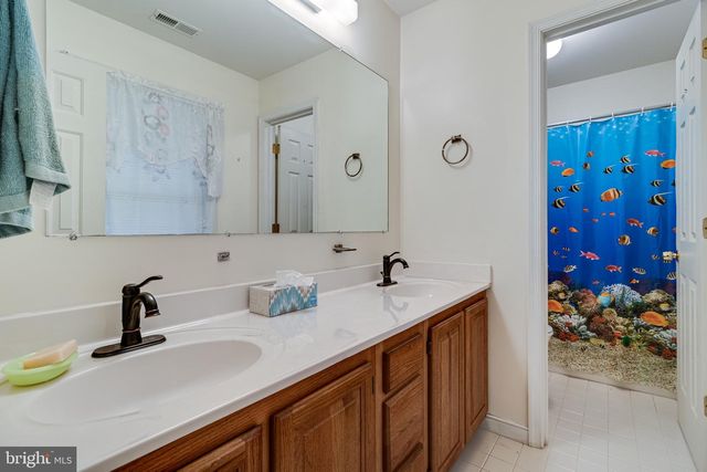 899 N GLEBE RD, Montross, VA 22520