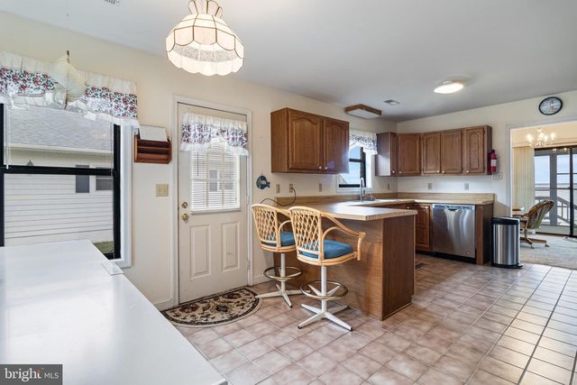 899 N GLEBE RD, Montross, VA 22520