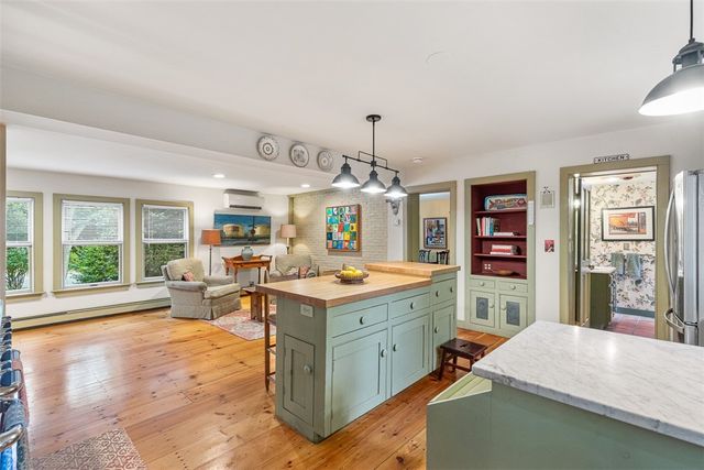 462 Ledge Road, Seekonk, MA 02771