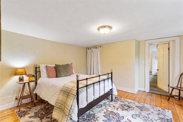 462 Ledge Road, Seekonk, MA 02771