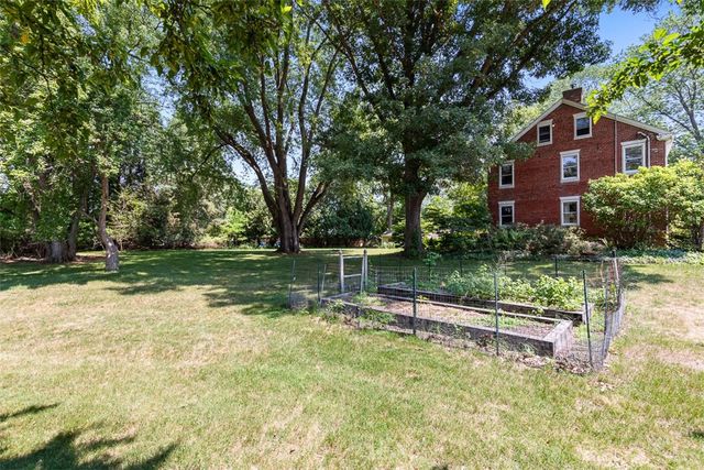 462 Ledge Road, Seekonk, MA 02771
