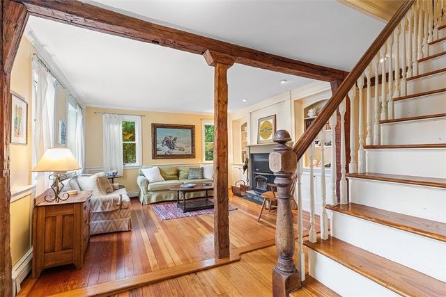 462 Ledge Road, Seekonk, MA 02771