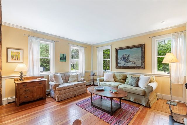 462 Ledge Road, Seekonk, MA 02771