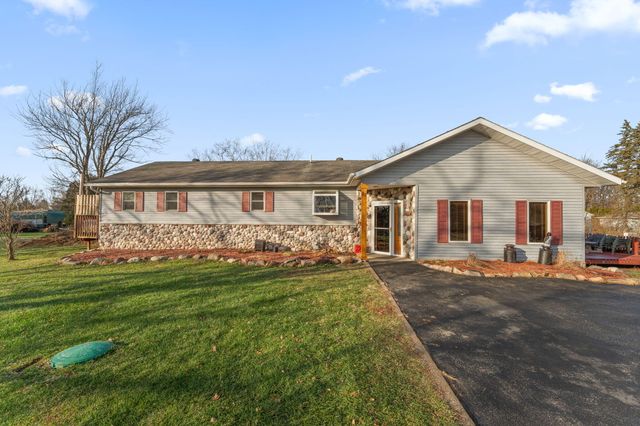 12 S Beulah Vista, Hebron, IN 46341