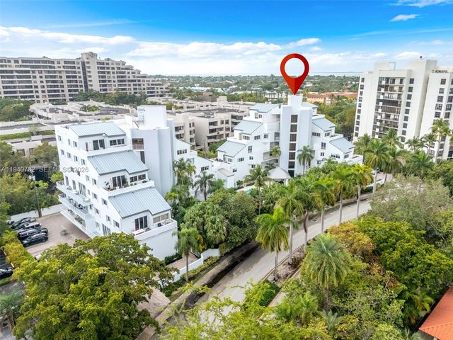 50 Ocean Lane Dr 108, Key Biscayne, FL 33149