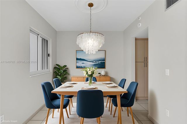 50 Ocean Lane Dr 108, Key Biscayne, FL 33149