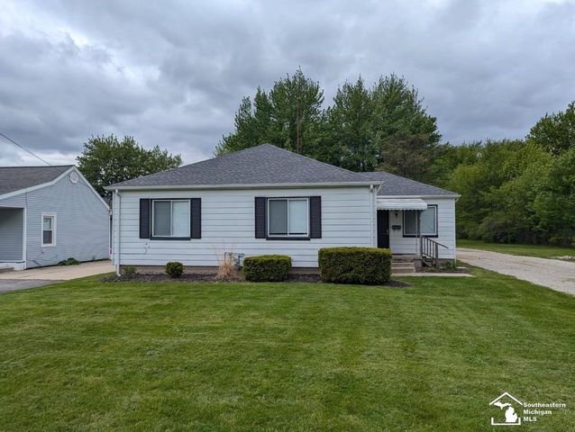 3585 Vivian Road, Frenchtown Twp, MI 48162