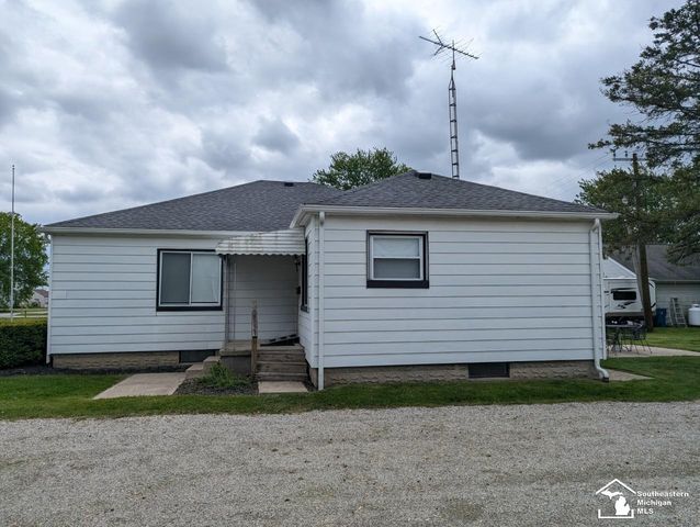 3585 Vivian Road, Frenchtown Twp, MI 48162