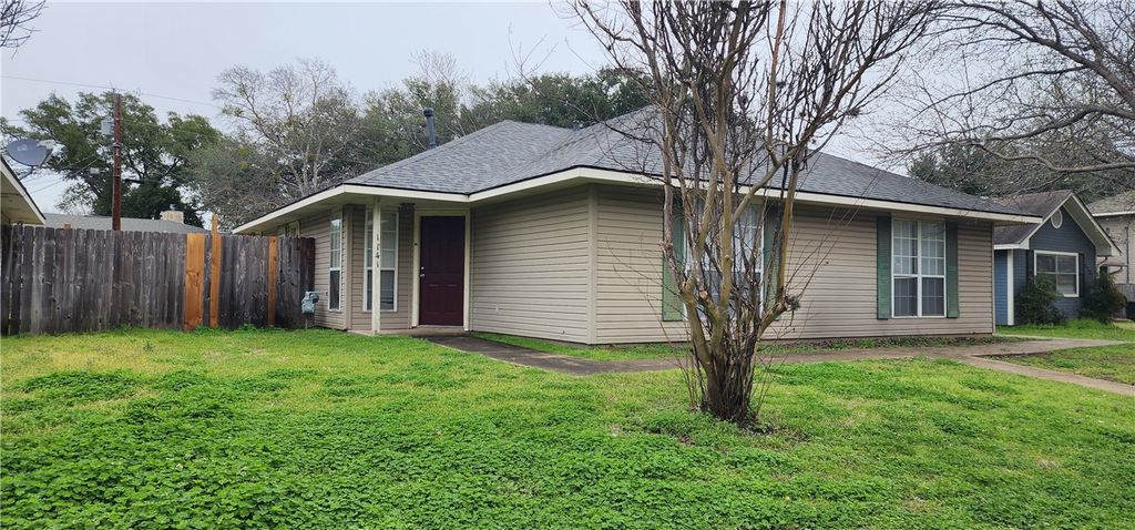 1141 Oney Hervey Drive, College Station, TX 77840