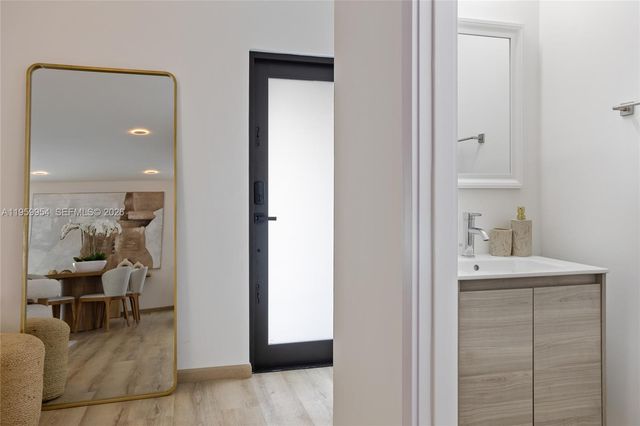 916 NW 10 STREET 5, Florida City, FL 33034