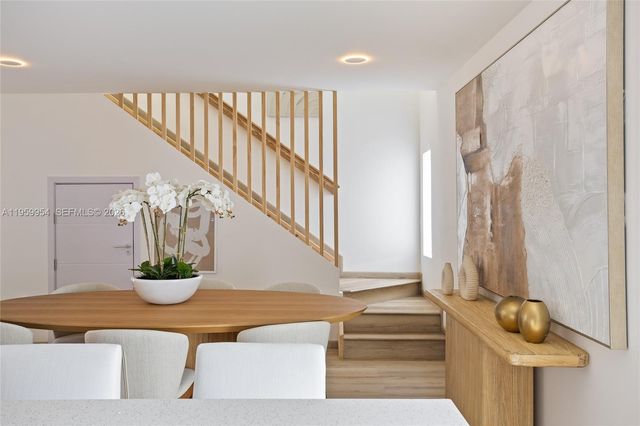 916 NW 10 STREET 5, Florida City, FL 33034