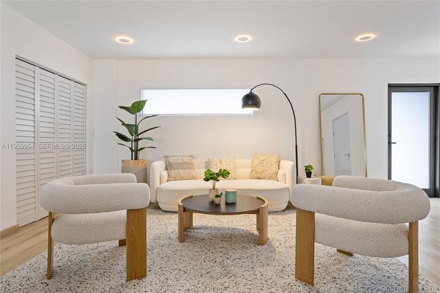 916 NW 10 STREET 5, Florida City, FL 33034