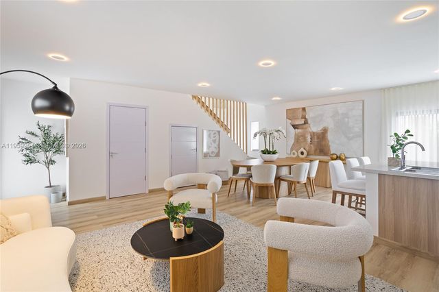 916 NW 10 STREET 5, Florida City, FL 33034