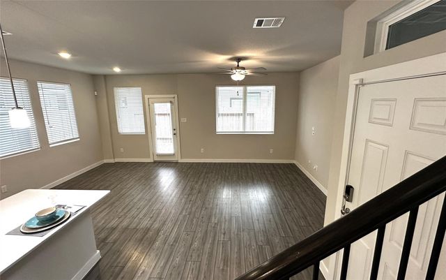 3113 Moontide Lane, Houston, TX 77063