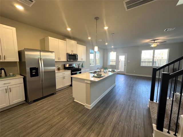 3113 Moontide Lane, Houston, TX 77063