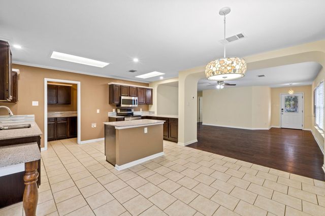 1908 Matagorda DR, Round Rock, TX 78664