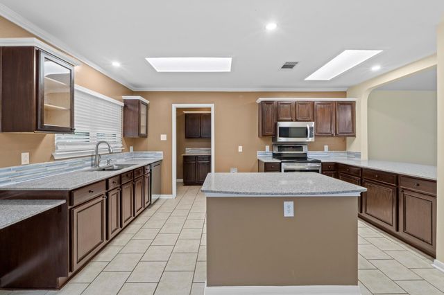 1908 Matagorda DR, Round Rock, TX 78664