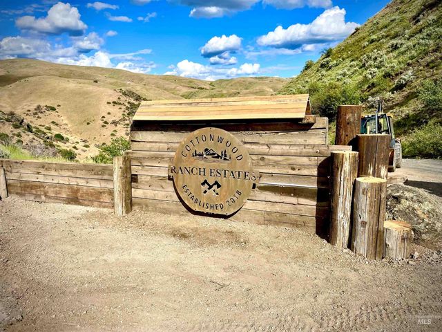 5934 New Highway 55, Horseshoe Bend, ID 83629