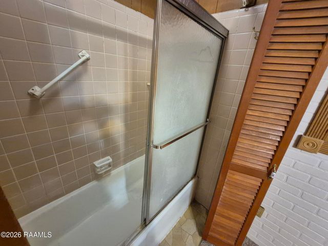 213 Chalmette Drive, Lafayette, LA 70501