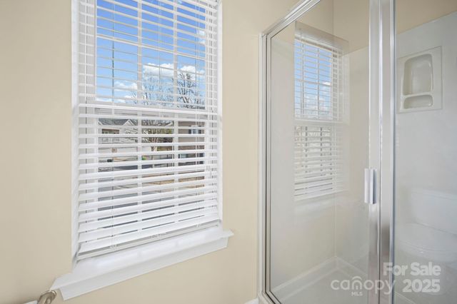 15420 Barossa Valley Street, Charlotte, NC 28277