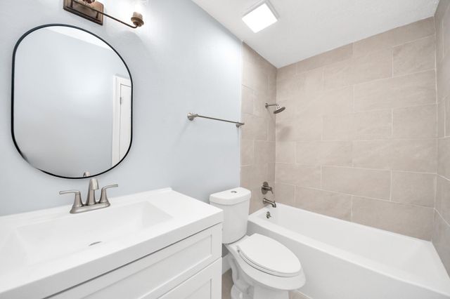 10171 Park Drive, Houston, TX 77086