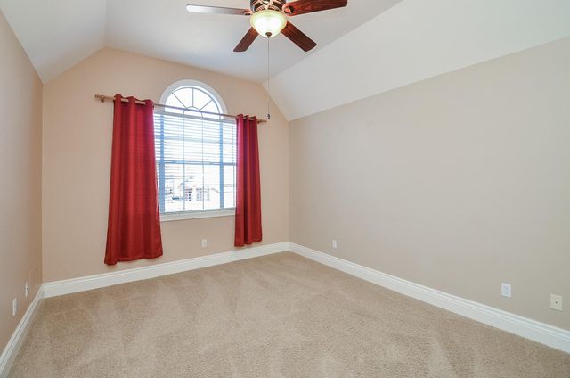 5835 Stratford Gardens Drive, Sugar Land, TX 77479