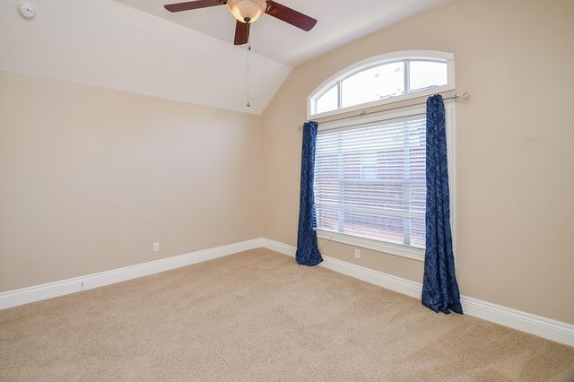 5835 Stratford Gardens Drive, Sugar Land, TX 77479