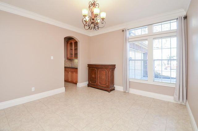 5835 Stratford Gardens Drive, Sugar Land, TX 77479