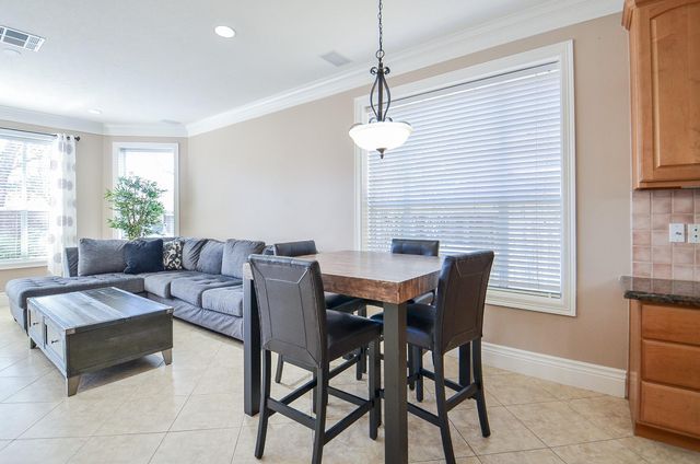5835 Stratford Gardens Drive, Sugar Land, TX 77479