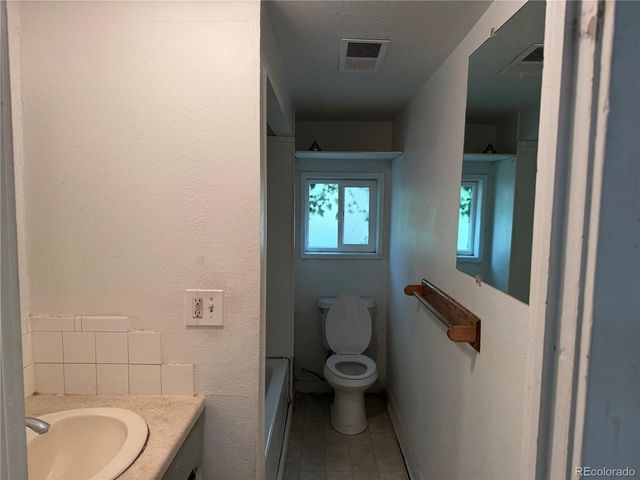 2320 S Williams Street, Denver, CO 80210