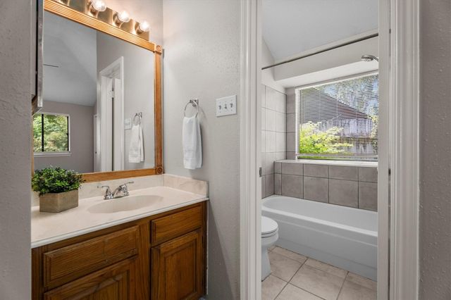 2035 Woodhue Drive, Spring, TX 77386